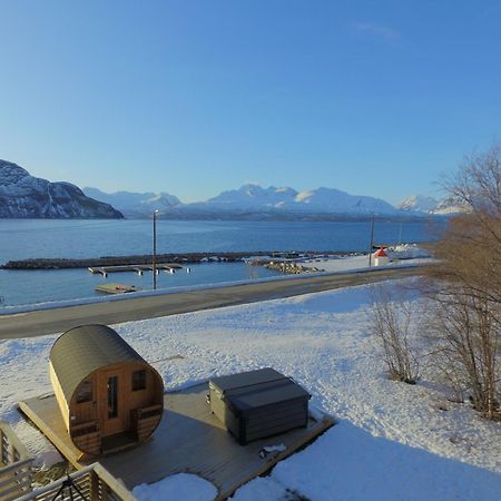 Alpan Apartments, Lyngenfjord Olderdalen Buitenkant foto