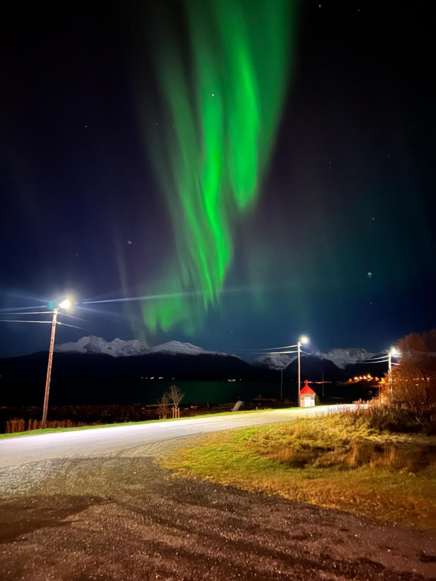 Alpan Apartments, Lyngenfjord Olderdalen Buitenkant foto