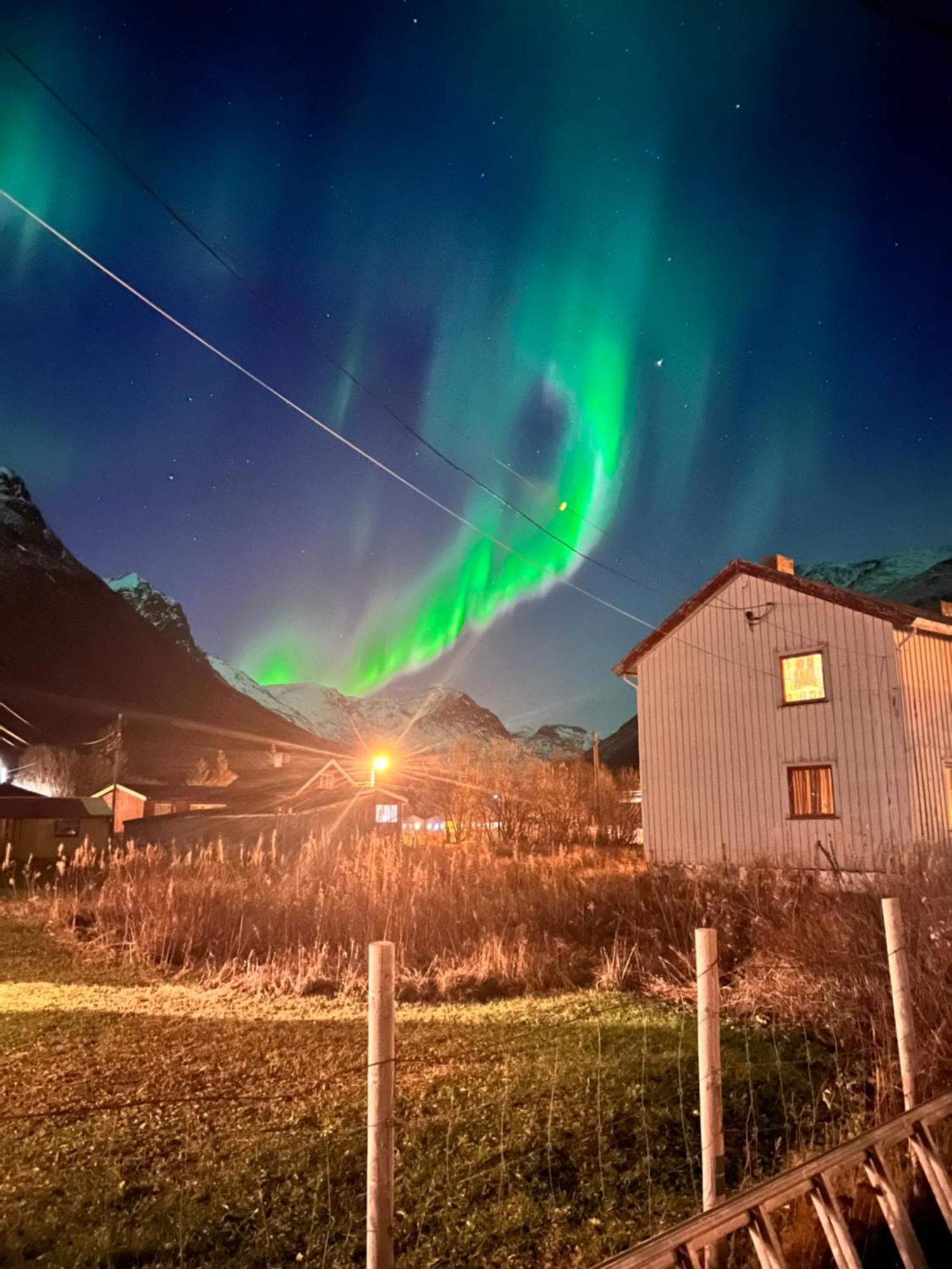 Alpan Apartments, Lyngenfjord Olderdalen Buitenkant foto
